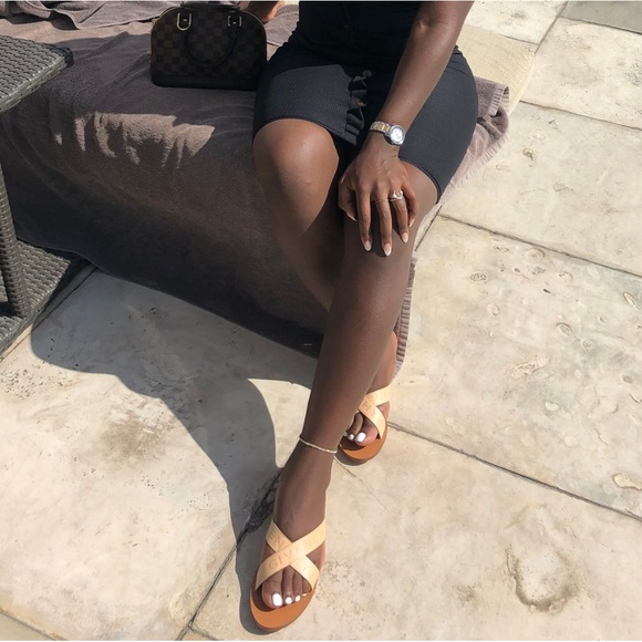 Givenchy Logo Slide Sandals Tan - Picture 9 of 9